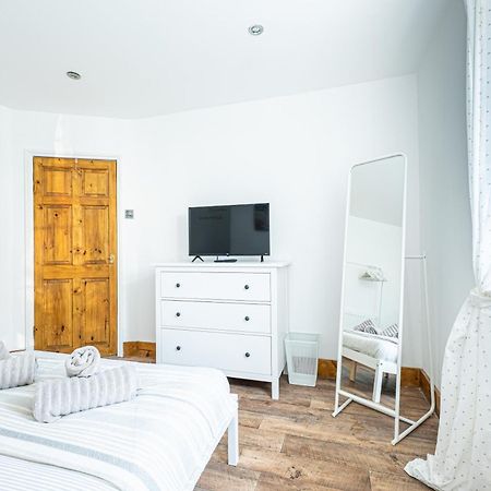 Seaside Retreat In Folkestone Appartement Buitenkant foto